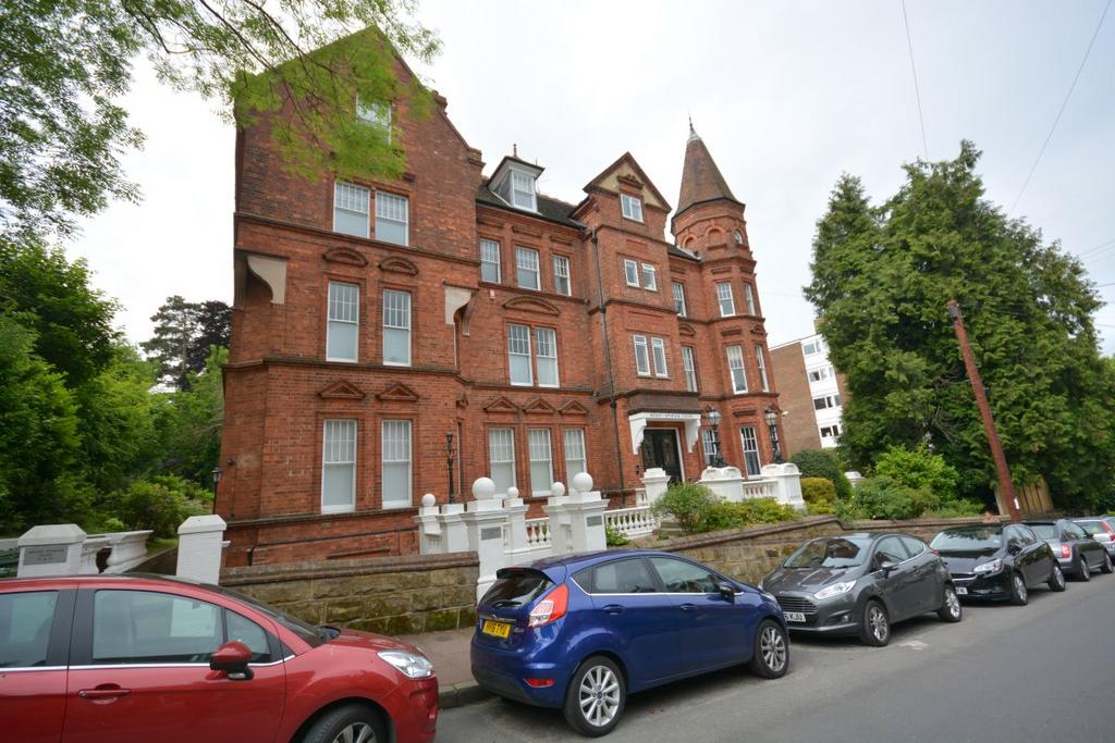 3 Bed Unfurnished Luxury Apartment