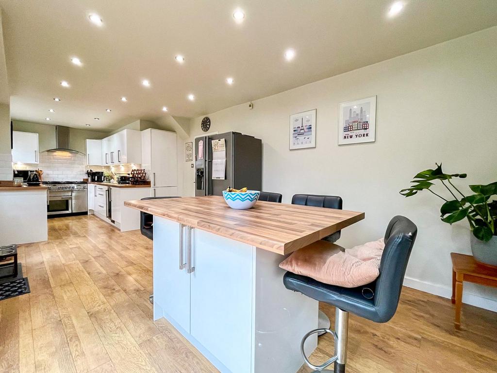 Kitchen / Diner