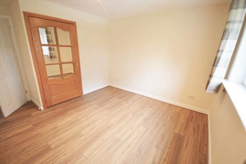 2 bedroom flat to rent, 1867L Dunsmuir Court, Edinburgh, EH12 7TD