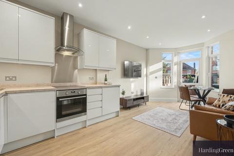 2 bedroom flat for sale, Kings Road, London, NW10