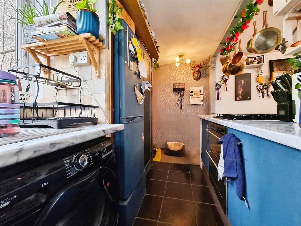 Fitted Kitchen