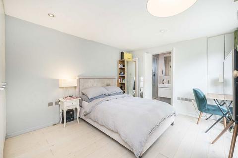 1 bedroom flat for sale, Birkbeck Grove, London W3