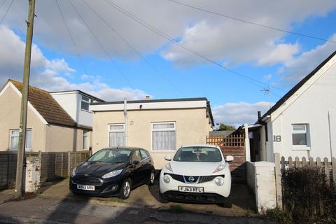 2 bedroom bungalow for sale, The Close, Jaywick, Jaywick, Clacton-on-Sea