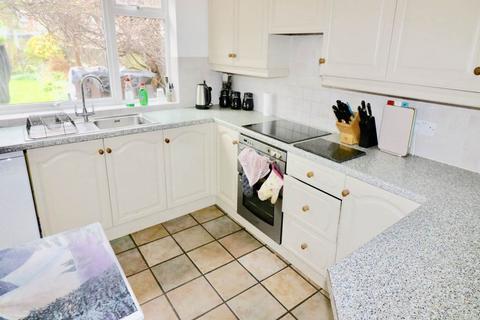 4 bedroom house share to rent, Lovell Road, Cambridge, CB4