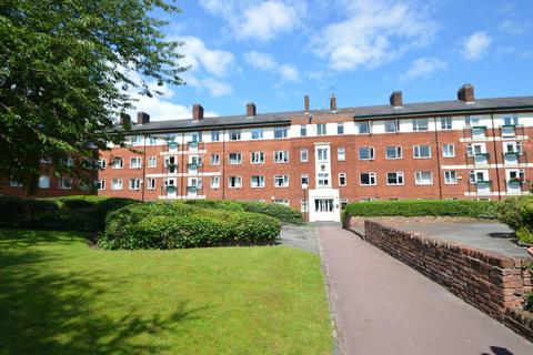 2 bedroom flat to rent, Kielder Square, Salford M5