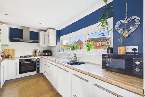 3 bedroom end of terrace house for sale, Bideford Green, Linslade, LU7
