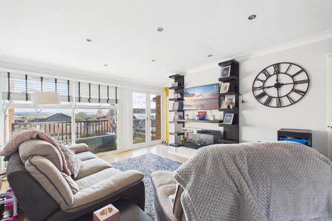 3 bedroom end of terrace house for sale, Bideford Green, Linslade, LU7