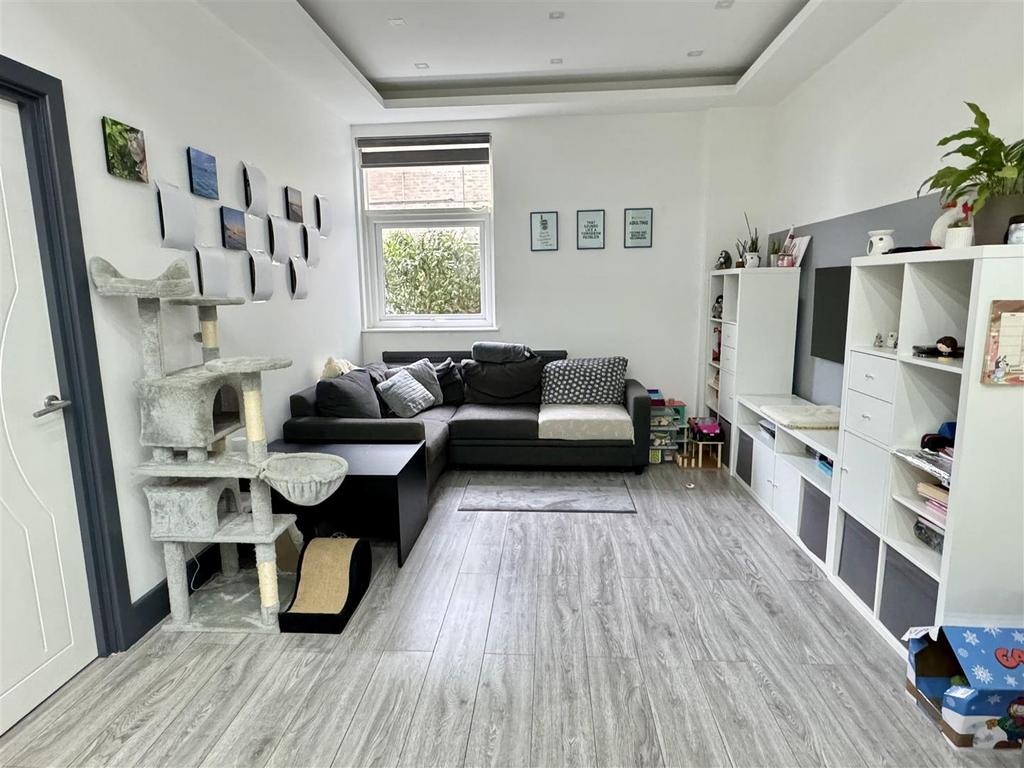 Open Plan Kitchen/Lounge