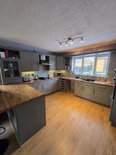 undefined, Chartwell Drive, Bradford