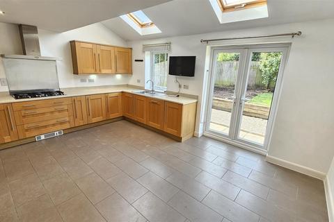5 bedroom detached house for sale, Meteor Close, Newton, Nottingham
