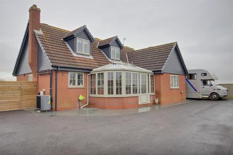 4 bedroom detached house for sale, Arram Road, Leconfield, Beverley