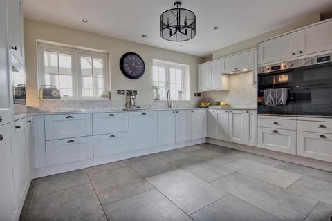 4 bedroom detached house for sale, Arram Road, Leconfield, Beverley