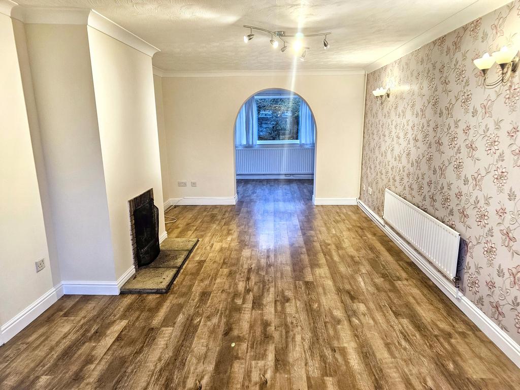Living Room/Dining Room