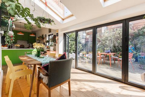 undefined, Magnificent Victorian Home with Annexe in Sheringham