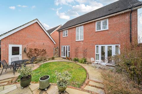 4 bedroom detached house for sale, Oddstones, Pulborough, RH20