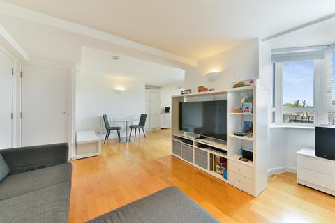 2 bedroom apartment to rent, Kew Bridge Court, Brentford London W4