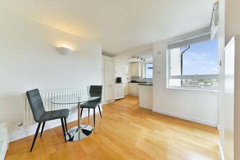 2 bedroom apartment to rent, Kew Bridge Court, Brentford London W4