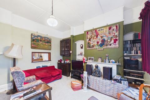 4 bedroom terraced house for sale, Oaks Avenue, Feltham, TW13