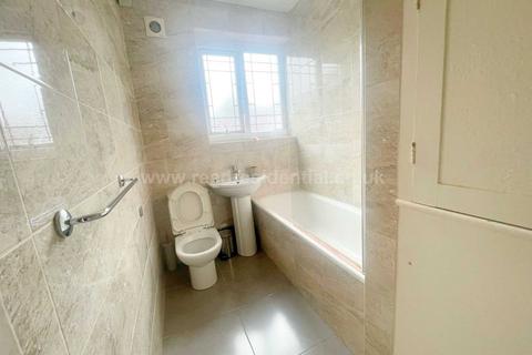 undefined, 201 Gibbins Rd B29