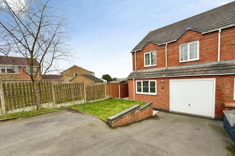 3 bedroom semi-detached house for sale, Oversetts Road, Swadlincote DE11