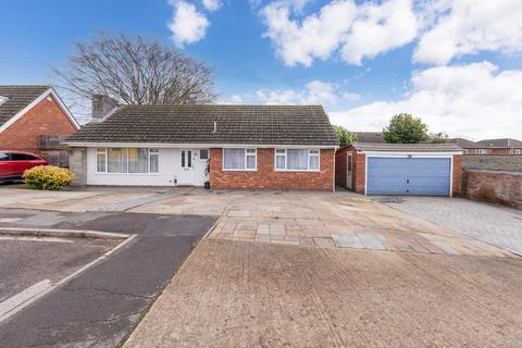3 bedroom bungalow for sale, Grafton Close, Maidenhead SL6