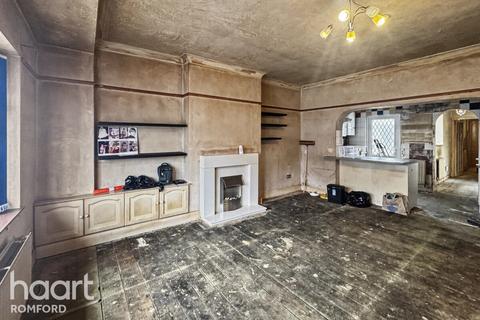 Albert Road, Romford, RM1 2PD