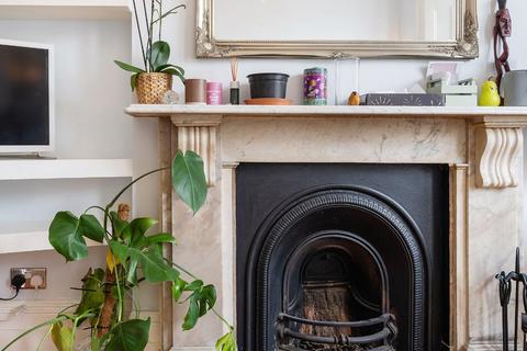 1 bedroom flat for sale, Jeffreys Road, London SW4