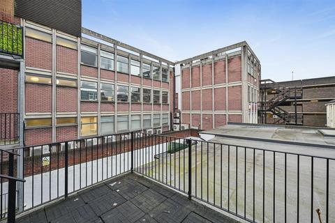 2 bedroom apartment to rent, Crendon Street, High Wycombe, HP13