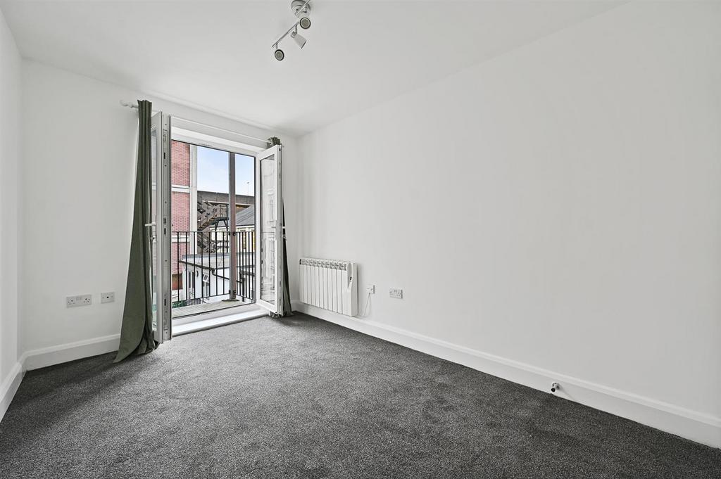 Bedroom 2.jpg