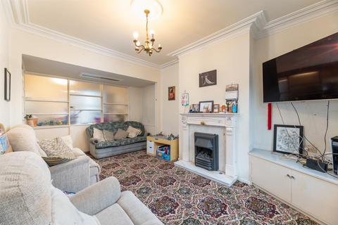 4 bedroom terraced house for sale, Manor Street, Otley LS21