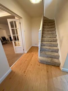 3 bedroom house to rent, Ivyhouse Road, Dagenham RM9