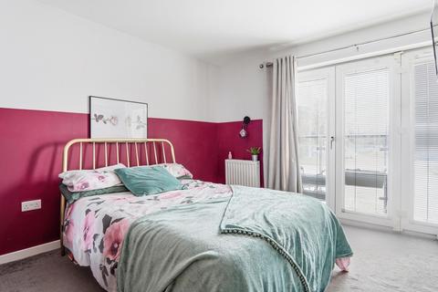 2 bedroom flat for sale, Hunslet, Leeds LS10
