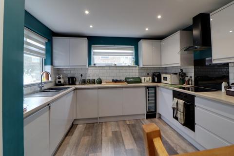 3 bedroom end of terrace house for sale, Lonsdale Road, Stevenage SG1