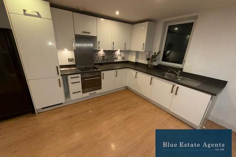 1 bedroom flat to rent, Pontes Avenue, Hounslow, TW3