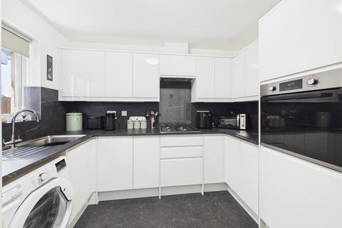 2 bedroom detached bungalow for sale, Airedale Drive, Bridlington