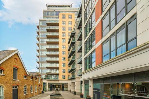 2 bedroom flat to rent, Longfield Avenue, London W5
