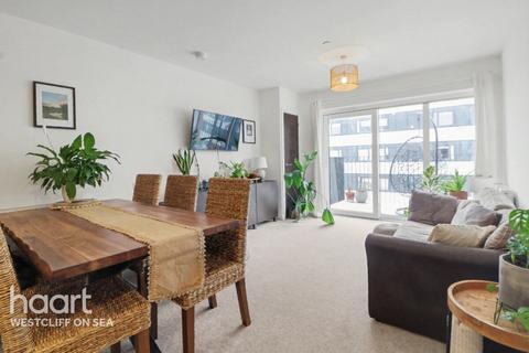 1 bedroom flat for sale, Victoria Avenue, Southend-on-Sea