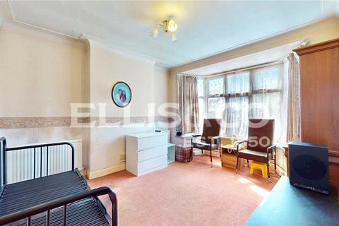3 bedroom semi-detached house for sale, Whitton Avenue East, Greenford, UB6
