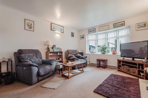 2 bedroom detached bungalow for sale, Milton Close, Wincham