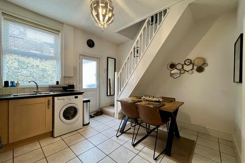 undefined, Hyde Grove, Sale