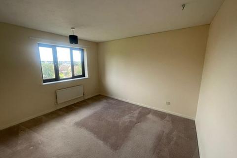 3 bedroom semi-detached house to rent, Archangel Gardens, Ipswich IP2