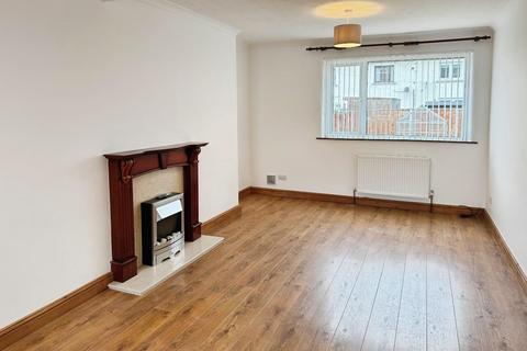 3 bedroom semi-detached house to rent, Africanda Road, Gretna