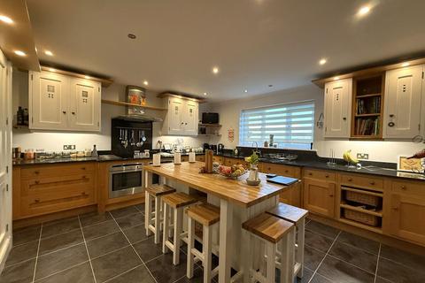 5 bedroom detached house for sale, B5110, Brynteg, Anglesey, LL78