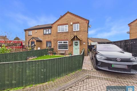 3 bedroom semi-detached house for sale, Hopkinson Drive, Bradford, West Yorkshire, BD4
