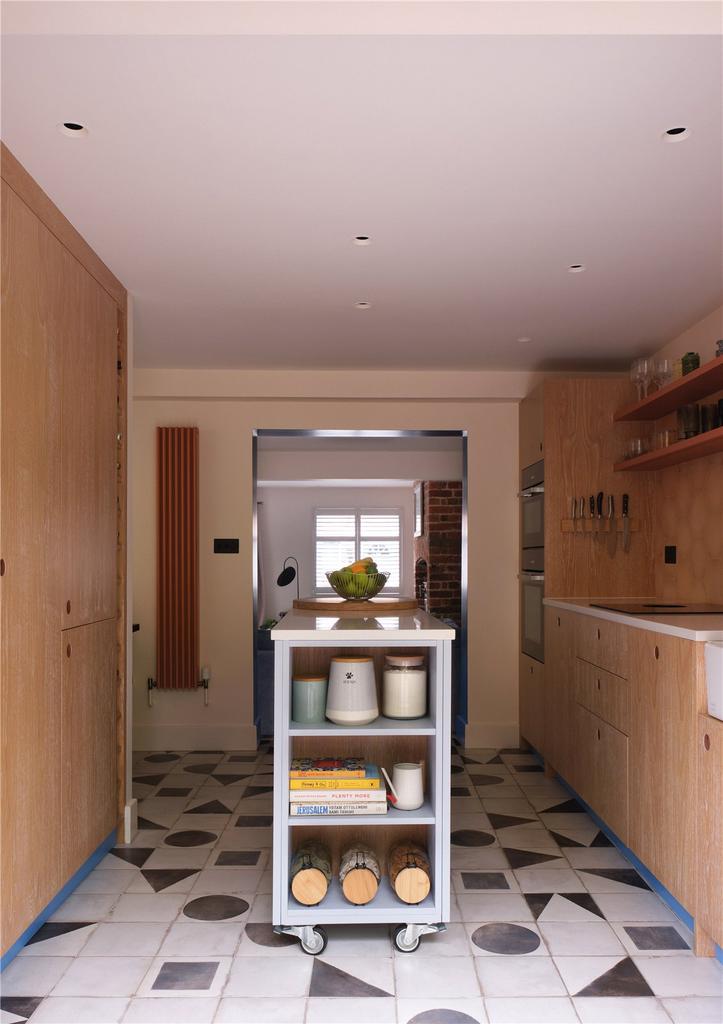 Naked Kitchen