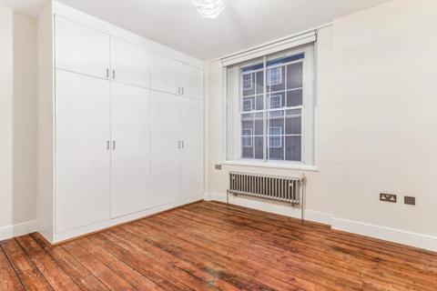 3 bedroom apartment to rent, Cunningham Place, London NW8