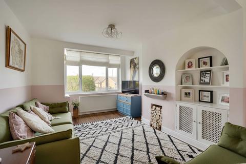 3 bedroom semi-detached house for sale, New Cheveley Road, Newmarket CB8