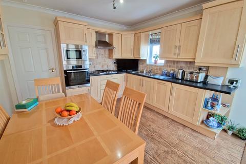 2 bedroom semi-detached bungalow for sale, WEST ROAD, NOTTAGE, PORTHCAWL, CF36 3SF