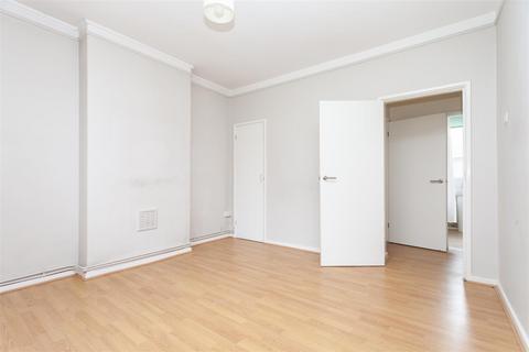 1 bedroom flat for sale, Atkinson House, Pritchards Road, London