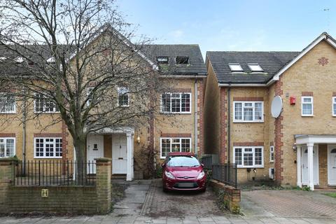 undefined, Gables Close, London, SE5